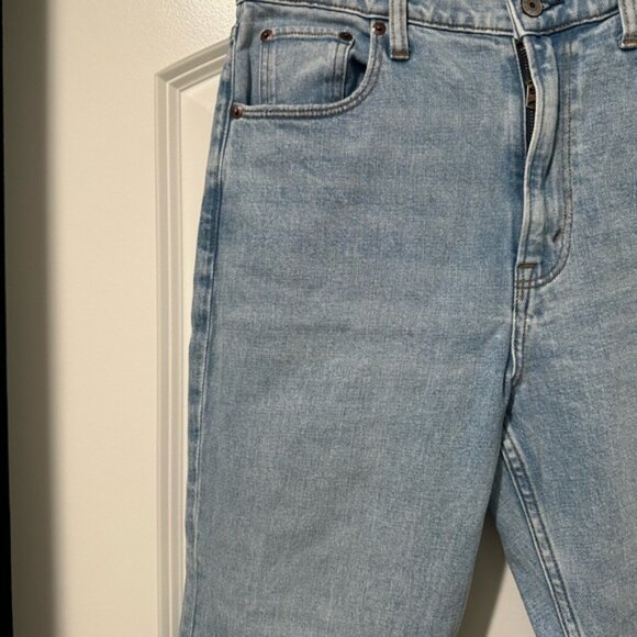 NWOT Abercrombie & Fitch Straight Leg Jeans 90’s Ultra High Rise - Picture 6 of 10